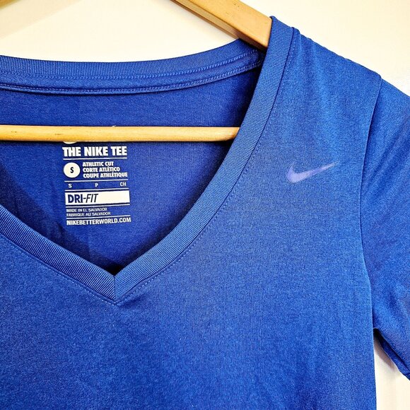 Nike Dri-Fit Womens Athletic Cut‎ V-Neck Tee Shirt Blue Size S ~SS137.3 - Picture 3 of 4